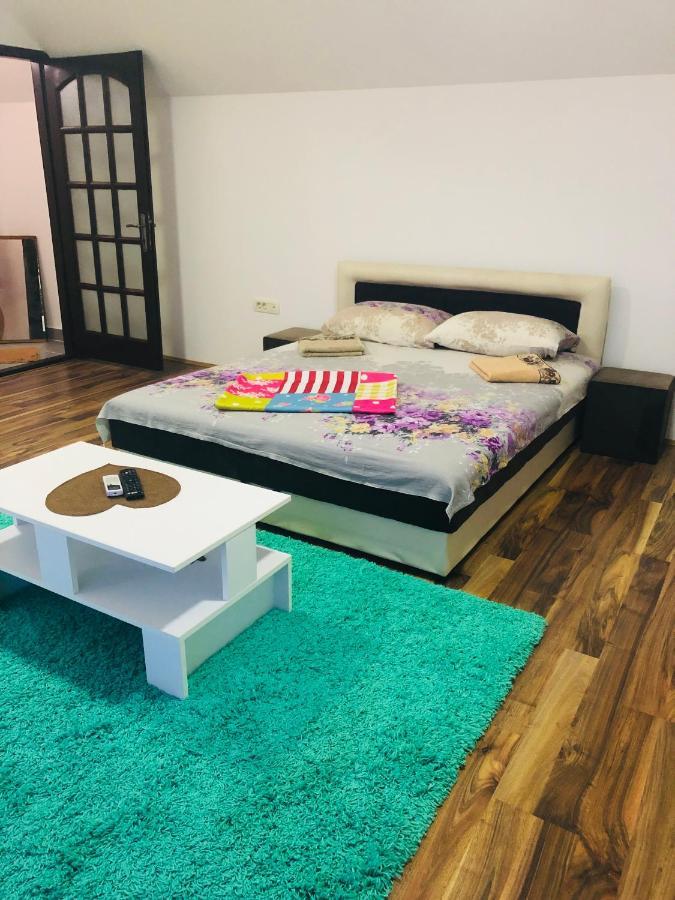Apartamento Stan Na Dan Gornji Milanovac-Centar-Nova Gradnja Exterior foto