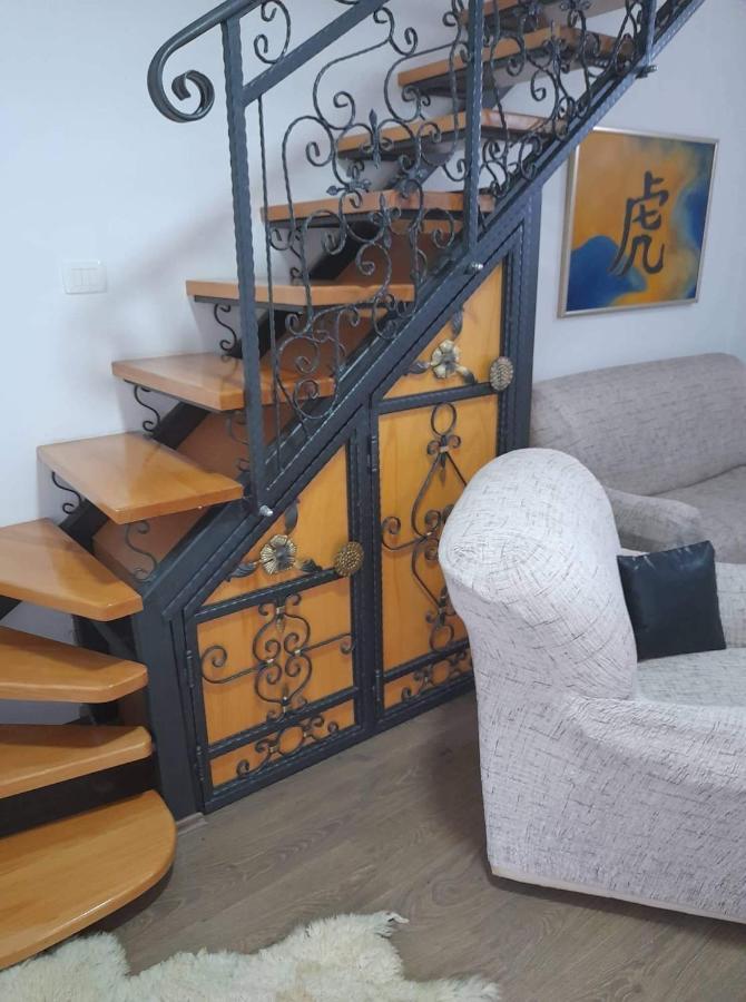 Apartamento Stan Na Dan Gornji Milanovac-Centar-Nova Gradnja Exterior foto