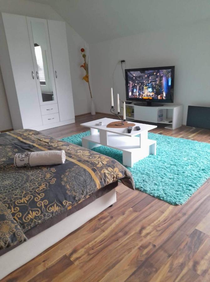 Apartamento Stan Na Dan Gornji Milanovac-Centar-Nova Gradnja Exterior foto